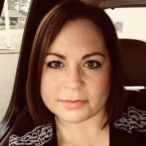 Meet your Posher, Kelli